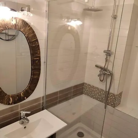 Design In Center Apartamento Bratislava